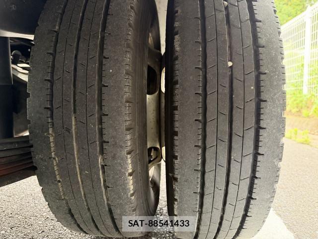 Toyota DYNA TRUCK 2017-12 7961322-15