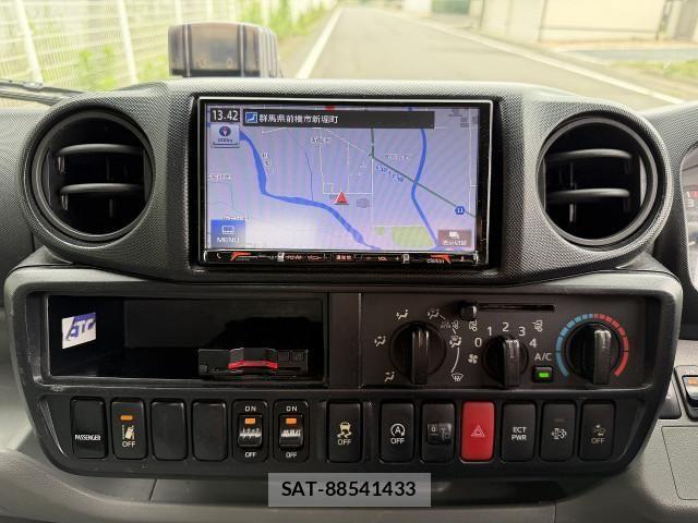 Toyota DYNA TRUCK 2017-12 7961322-17