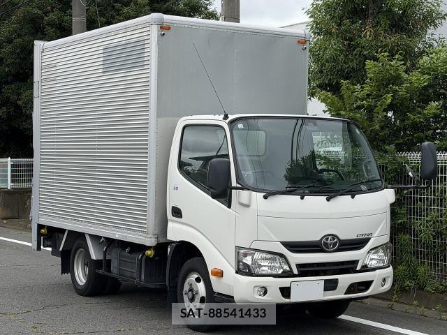 Toyota DYNA TRUCK 2017-12 7961322-1