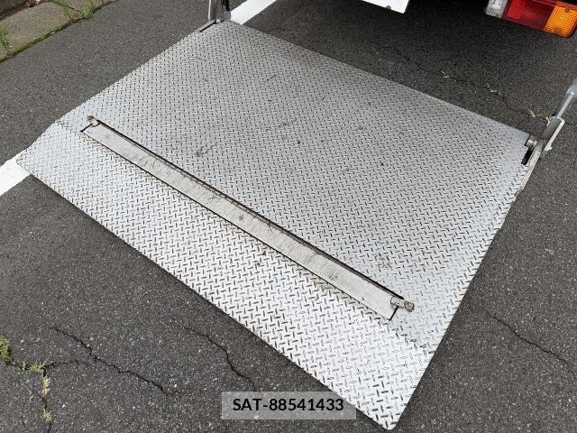Toyota DYNA TRUCK 2017-12 7961322-6