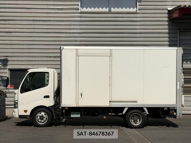 Toyota DYNA TRUCK 2018-02 7961324-1