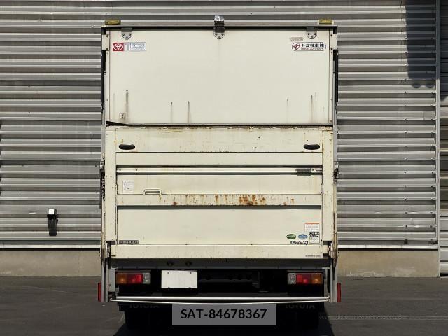 Toyota DYNA TRUCK 2018-02 7961324-3