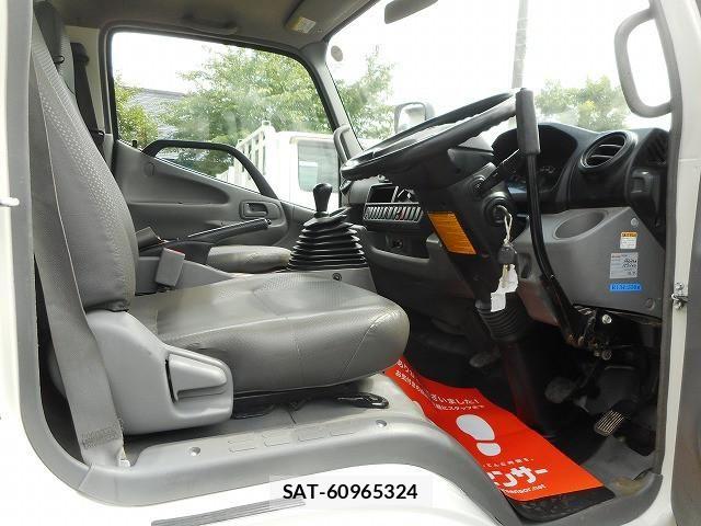 Toyota DYNA TRUCK 2011-11 7961331-16