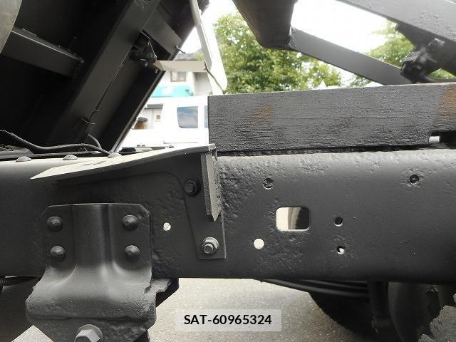 Toyota DYNA TRUCK 2011-11 7961331-26