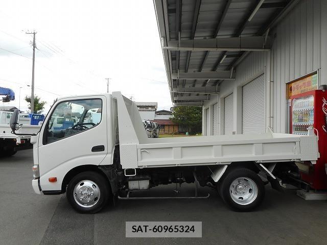 Toyota DYNA TRUCK 2011-11 7961331-4