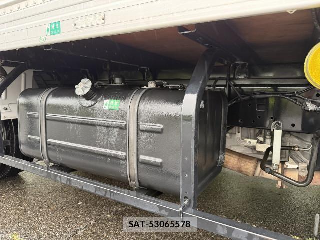 Toyota DYNA TRUCK 2018-06 7961321-11