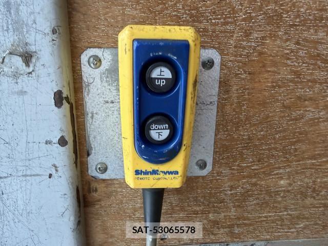 Toyota DYNA TRUCK 2018-06 7961321-27