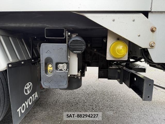 Toyota DYNA TRUCK 2020-03 7961316-9