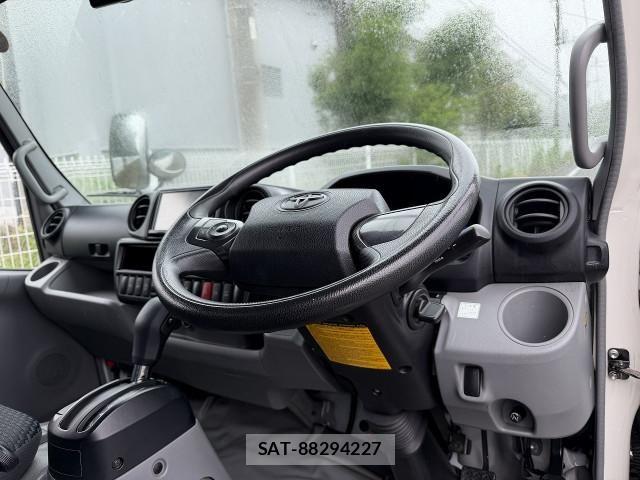 Toyota DYNA TRUCK 2020-03 7961316-15