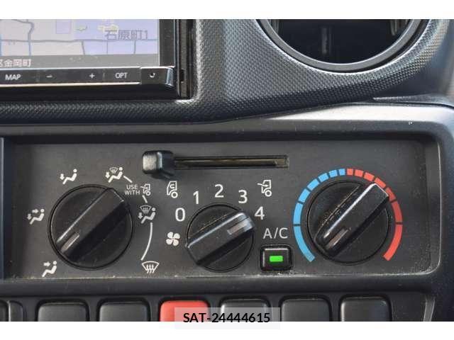 Toyota DYNA TRUCK 2018-04 7961329-22