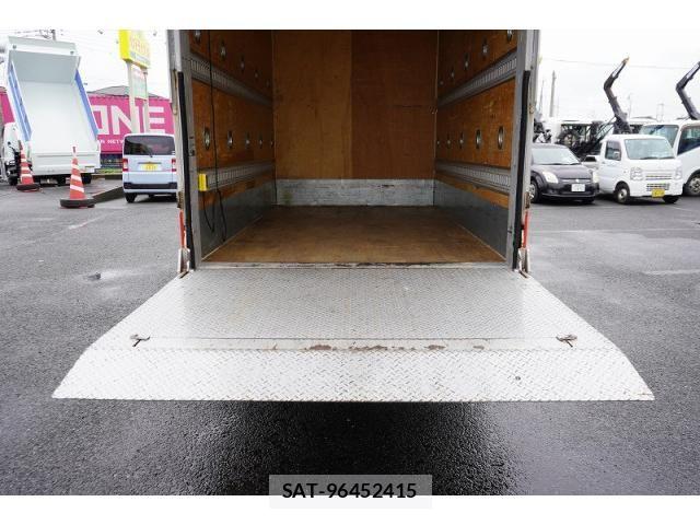 Toyota DYNA TRUCK 2018-06 7961327-26