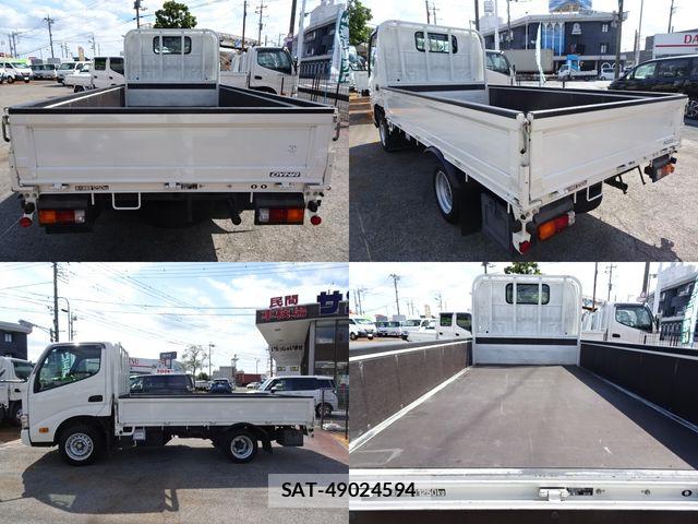 Toyota DYNA TRUCK 2022-08 7979098-4
