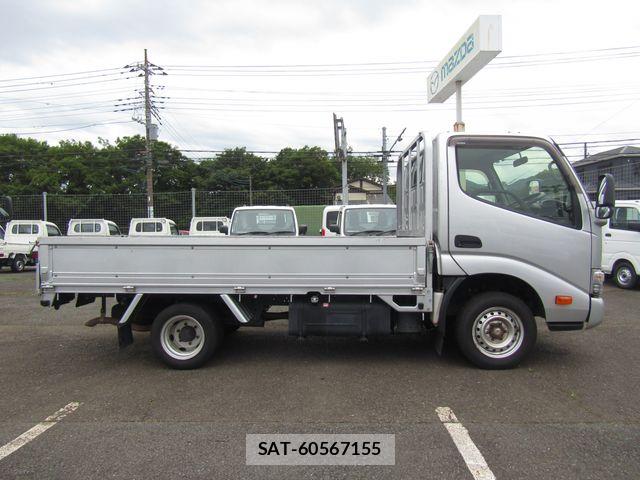 Toyota DYNA TRUCK 2021-04 8035324-3