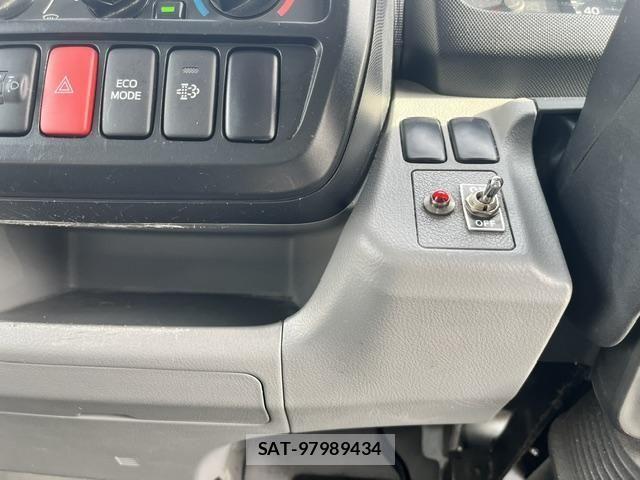 Toyota DYNA TRUCK 2015-07 8073621-19