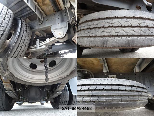 Toyota DYNA TRUCK 2020-06 8145740-12