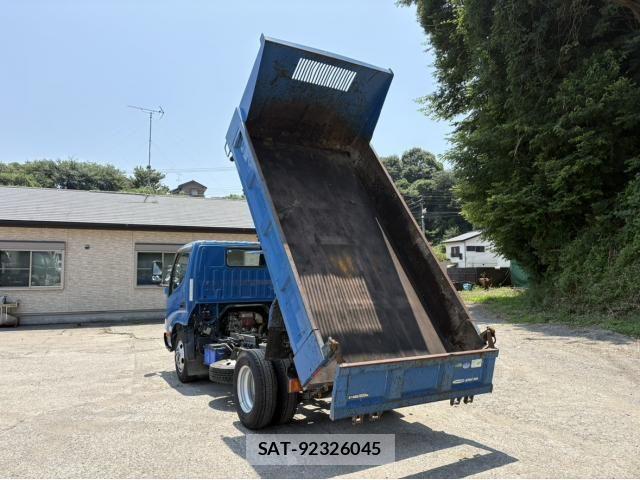 Toyota DYNA TRUCK 2014-03 8158317-9