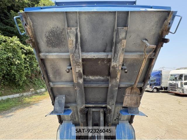 Toyota DYNA TRUCK 2014-03 8158317-15