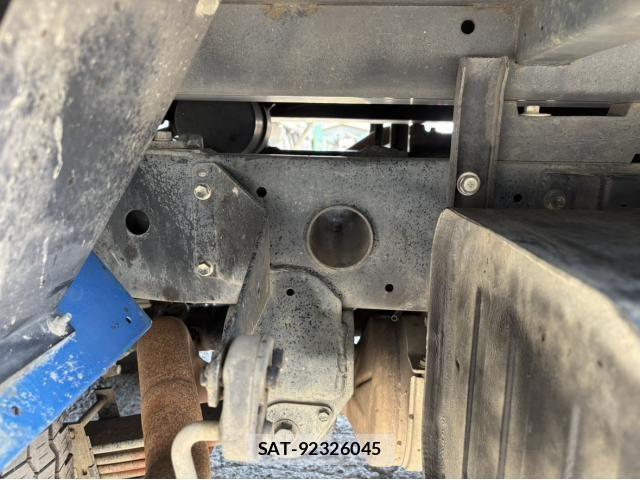 Toyota DYNA TRUCK 2014-03 8158317-26