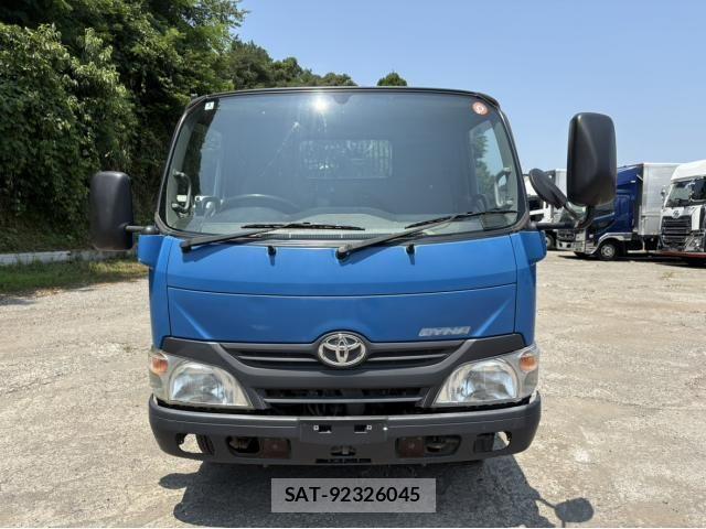 Toyota DYNA TRUCK 2014-03 8158317-4