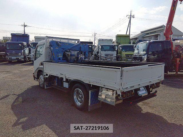 Toyota DYNA TRUCK 2003-07 8207353-3