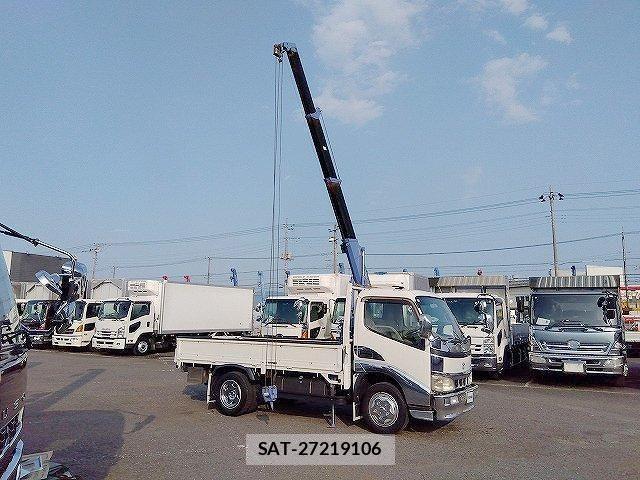 Toyota DYNA TRUCK 2003-07 8207353-4
