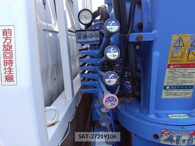 Toyota DYNA TRUCK 2003-07 8207353-7