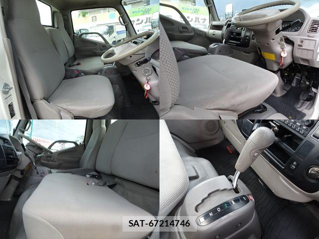 Toyota DYNA TRUCK 2010-05 8207356-9