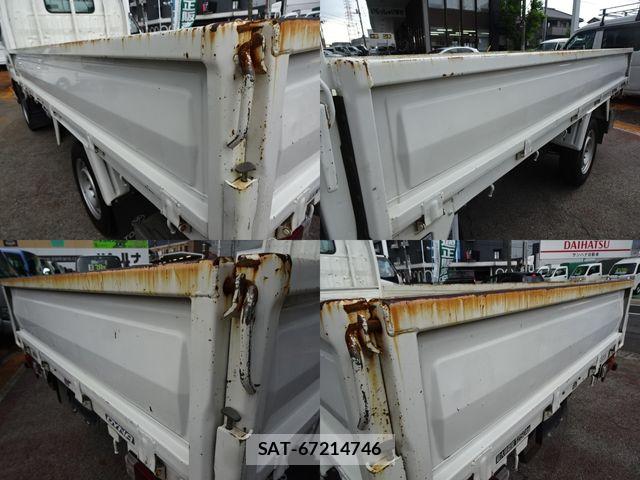 Toyota DYNA TRUCK 2010-05 8207356-8