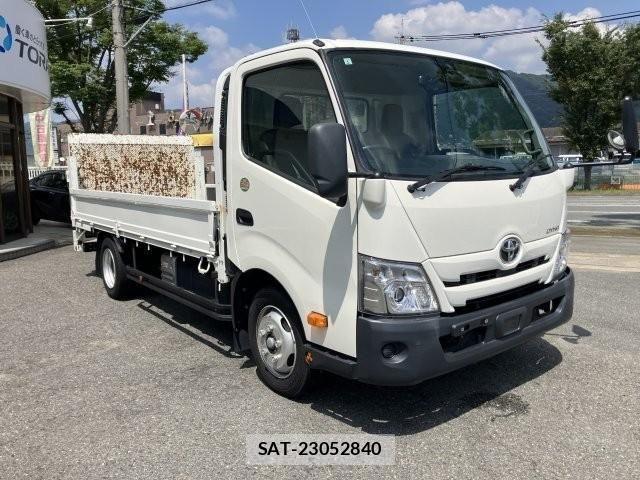 Toyota DYNA TRUCK 2022-01 8207352-1