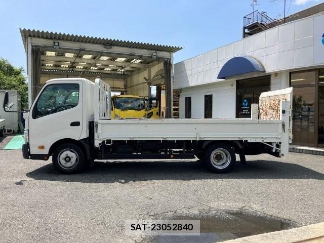 Toyota DYNA TRUCK 2022-01 8207352-6