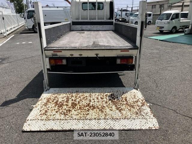Toyota DYNA TRUCK 2022-01 8207352-8