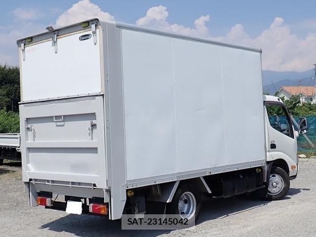 Toyota DYNA TRUCK 2014-02 8207354-2