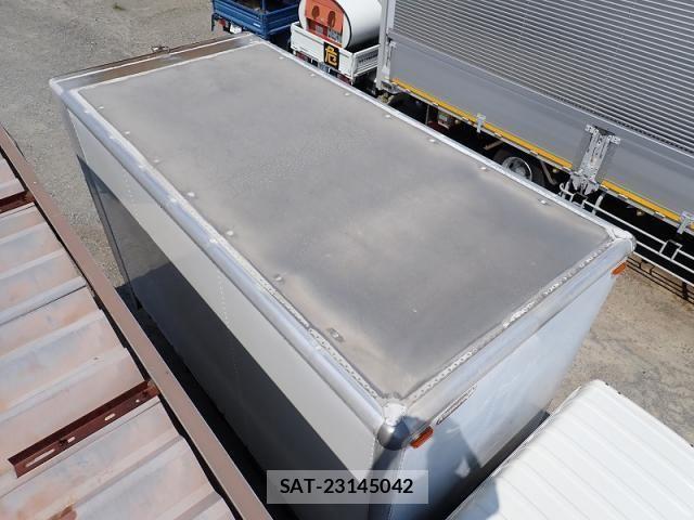 Toyota DYNA TRUCK 2014-02 8207354-6