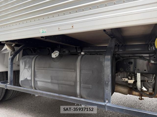 Toyota DYNA TRUCK 2017-12 8229728-11