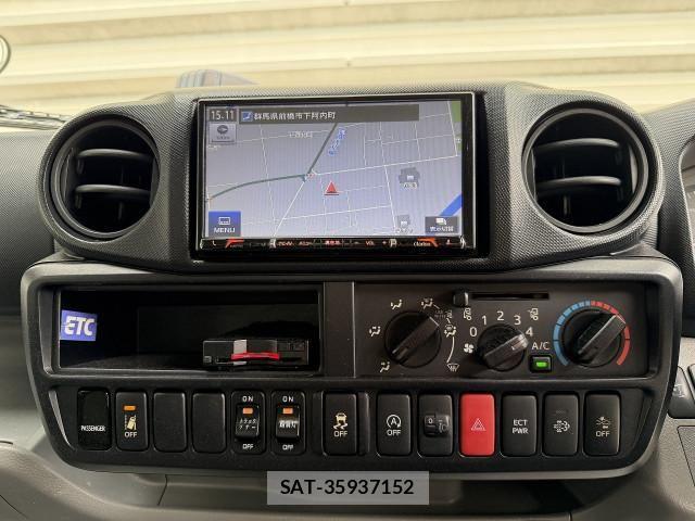 Toyota DYNA TRUCK 2017-12 8229728-17