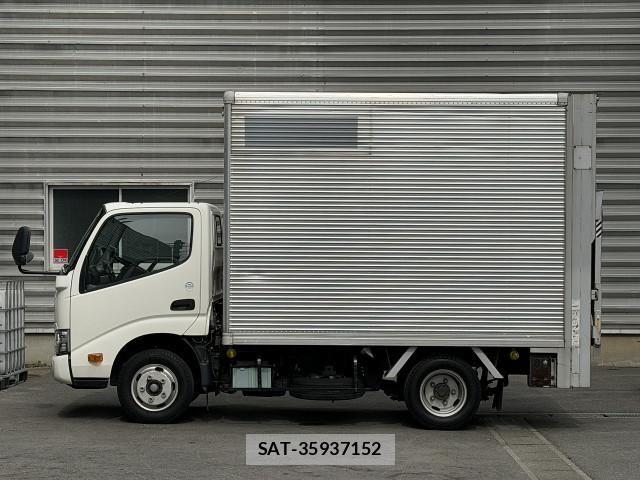 Toyota DYNA TRUCK 2017-12 8229728-1