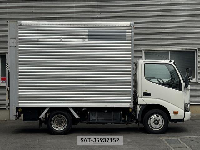 Toyota DYNA TRUCK 2017-12 8229728-2