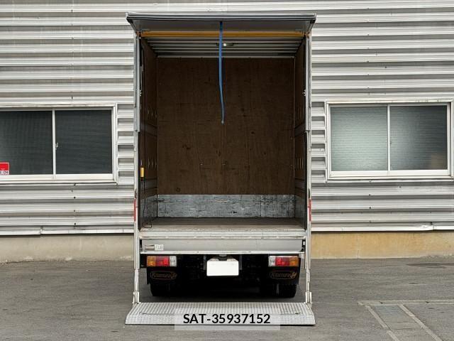 Toyota DYNA TRUCK 2017-12 8229728-4