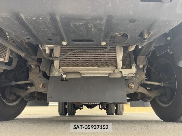 Toyota DYNA TRUCK 2017-12 8229728-8