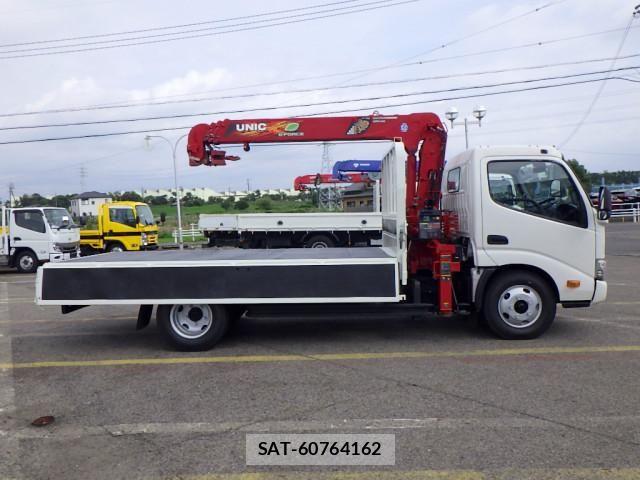 Toyota DYNA TRUCK 2018-03 8229703-11