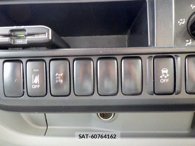 Toyota DYNA TRUCK 2018-03 8229703-19