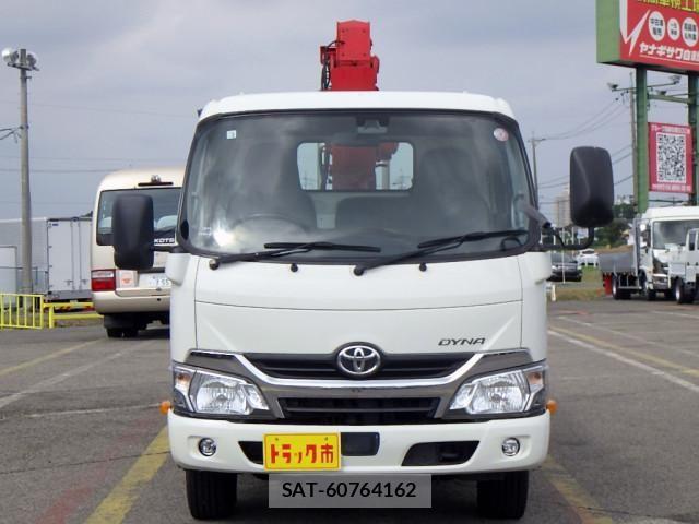 Toyota DYNA TRUCK 2018-03 8229703-3