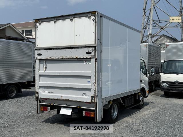 Toyota DYNA TRUCK 2014-07 8229740-1