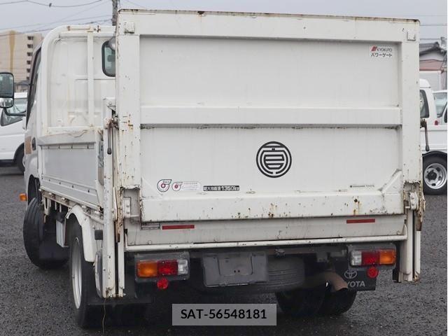 Toyota DYNA TRUCK 2018-03 8229729-1