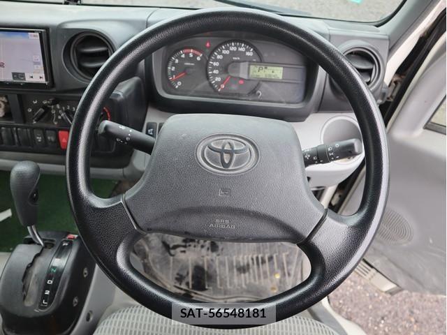 Toyota DYNA TRUCK 2018-03 8229729-3