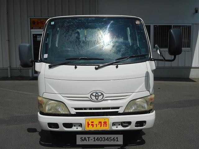 Toyota DYNA TRUCK 2012-02 8229751-1