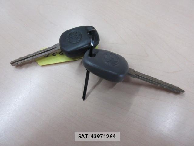 Toyota DYNA TRUCK 2015-06 8229734-4