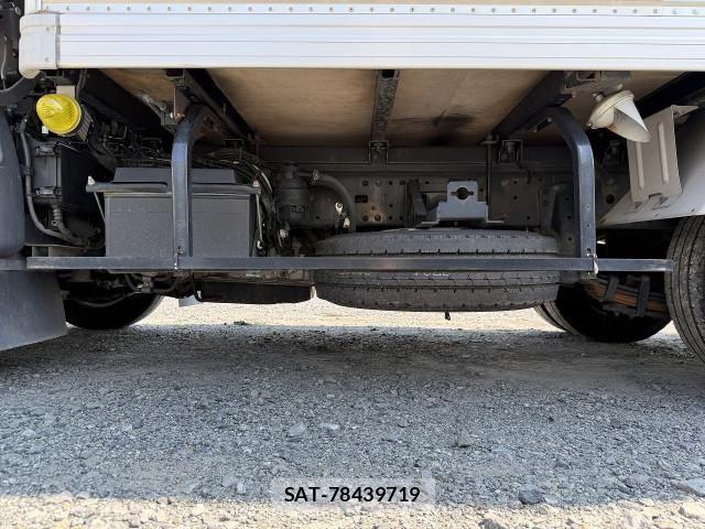Toyota DYNA TRUCK 2018-06 8229731-10