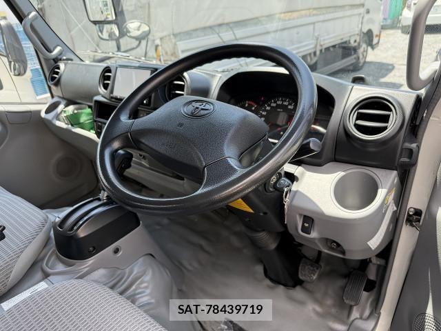 Toyota DYNA TRUCK 2018-06 8229731-15