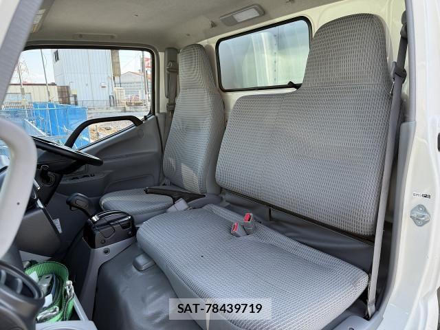 Toyota DYNA TRUCK 2018-06 8229731-18